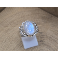 Echt zilveren ring met Maansteen